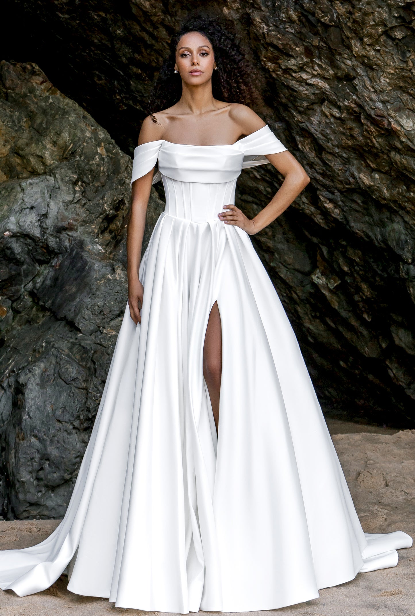 Mona A-line Straight across Milk Wedding dress