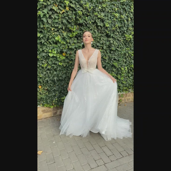 Cosmina A-line V-neck Milk Wedding dress