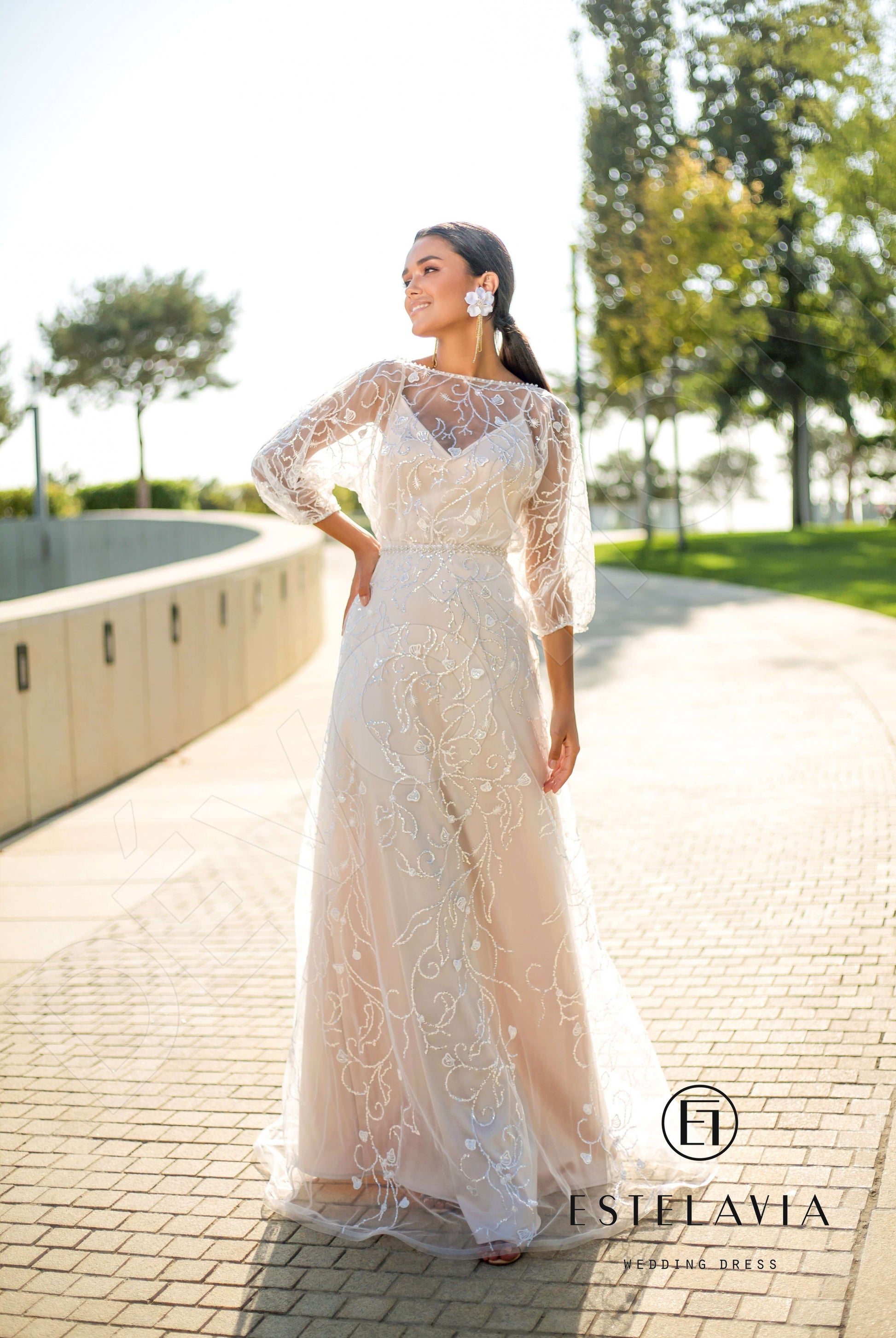 Buffi A-line Boat/Bateau Milk Cappuccino Wedding dress