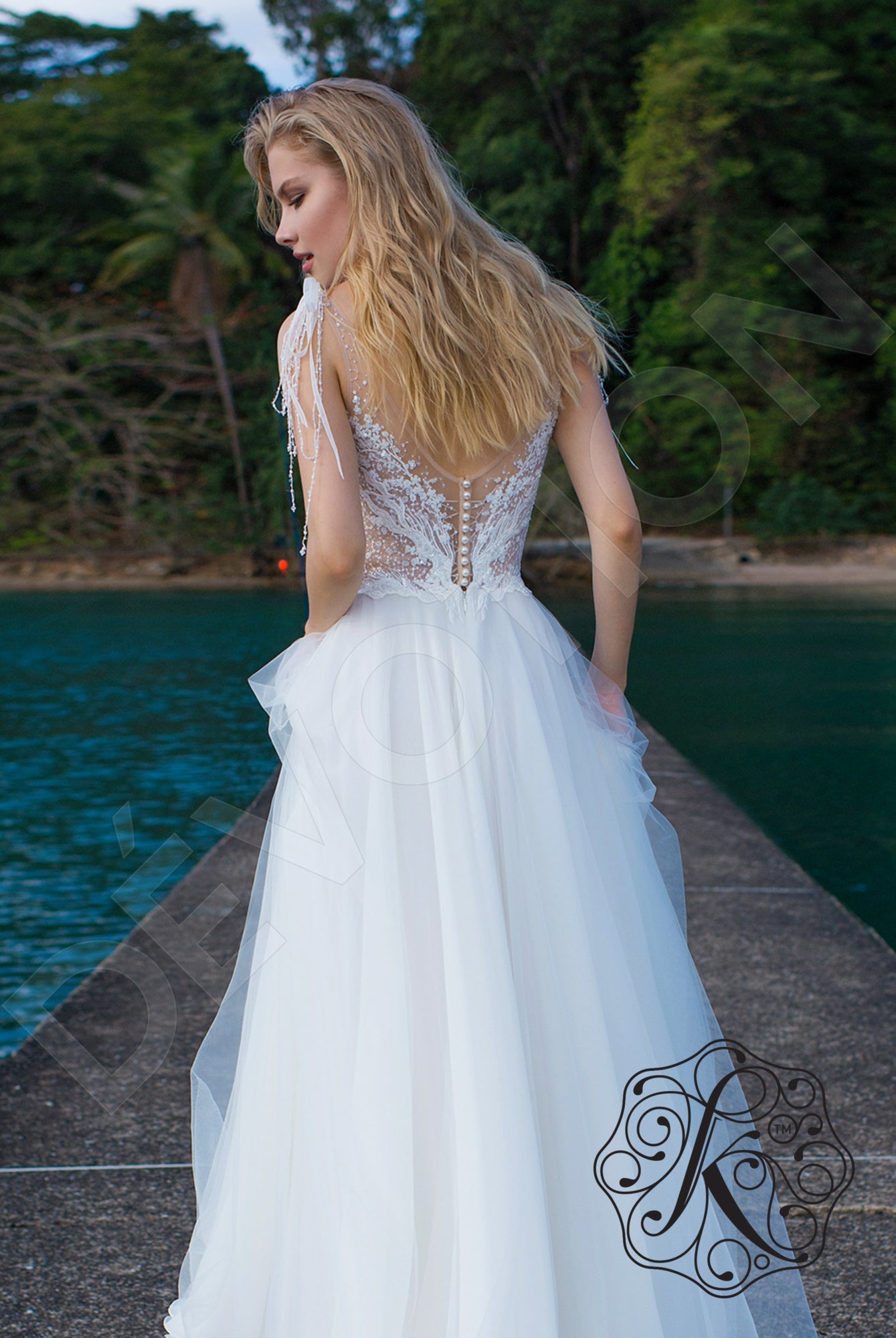 Ivalana A-line Illusion Milk Wedding dress