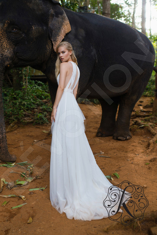 Maru A-line Halter Milk Wedding dress