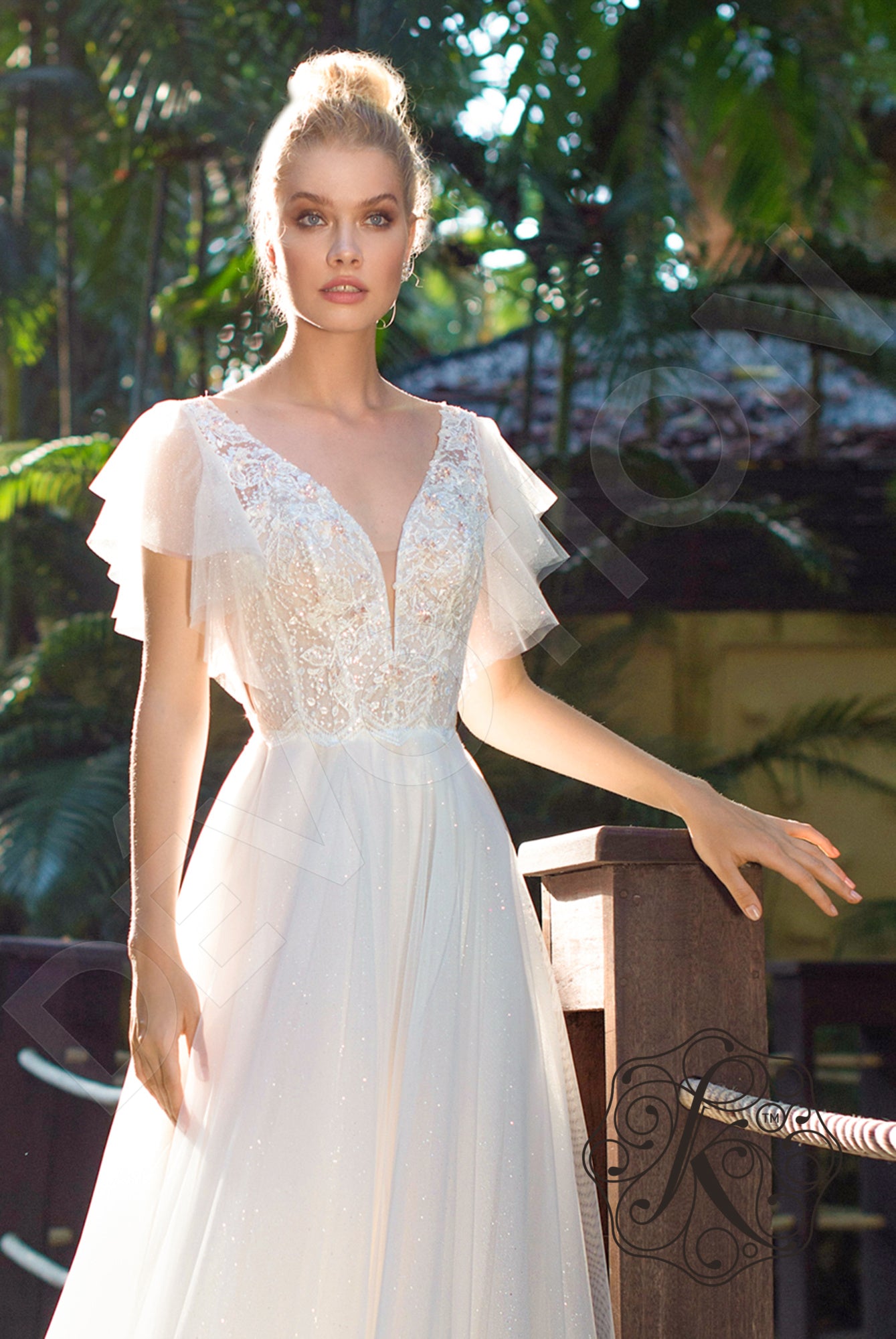 Scarlet A-line Deep V-neck Milk Wedding dress