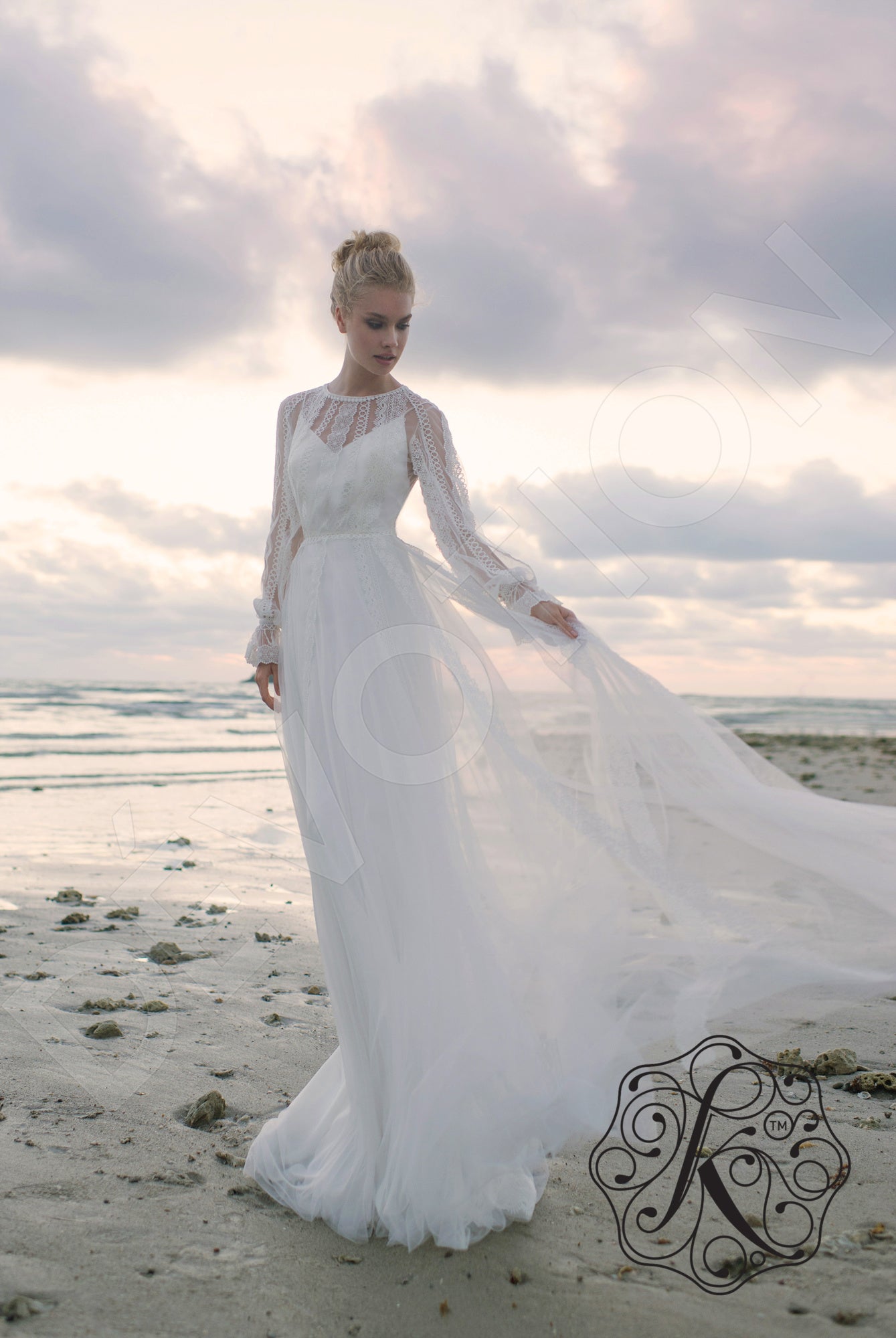 Weiss A-line Jewel Milk Wedding dress