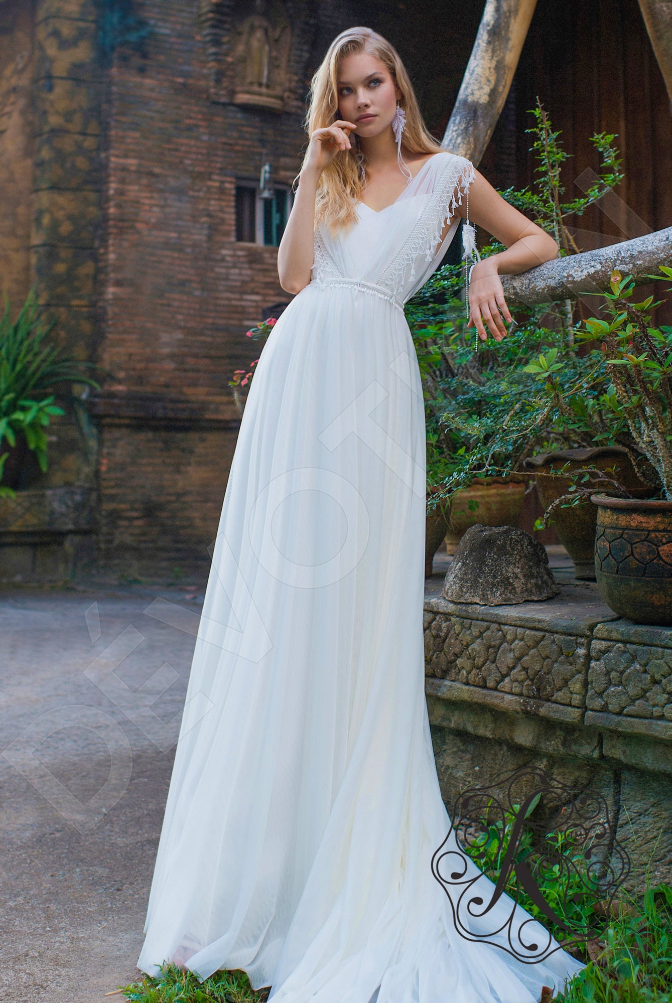 Anvil Open back A-line Straps Wedding Dress Front