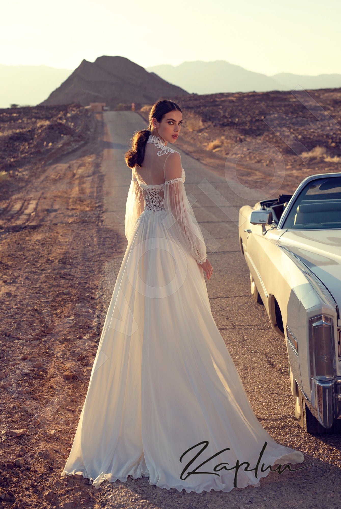 Itery Full back A-line Long sleeve Wedding Dress Back