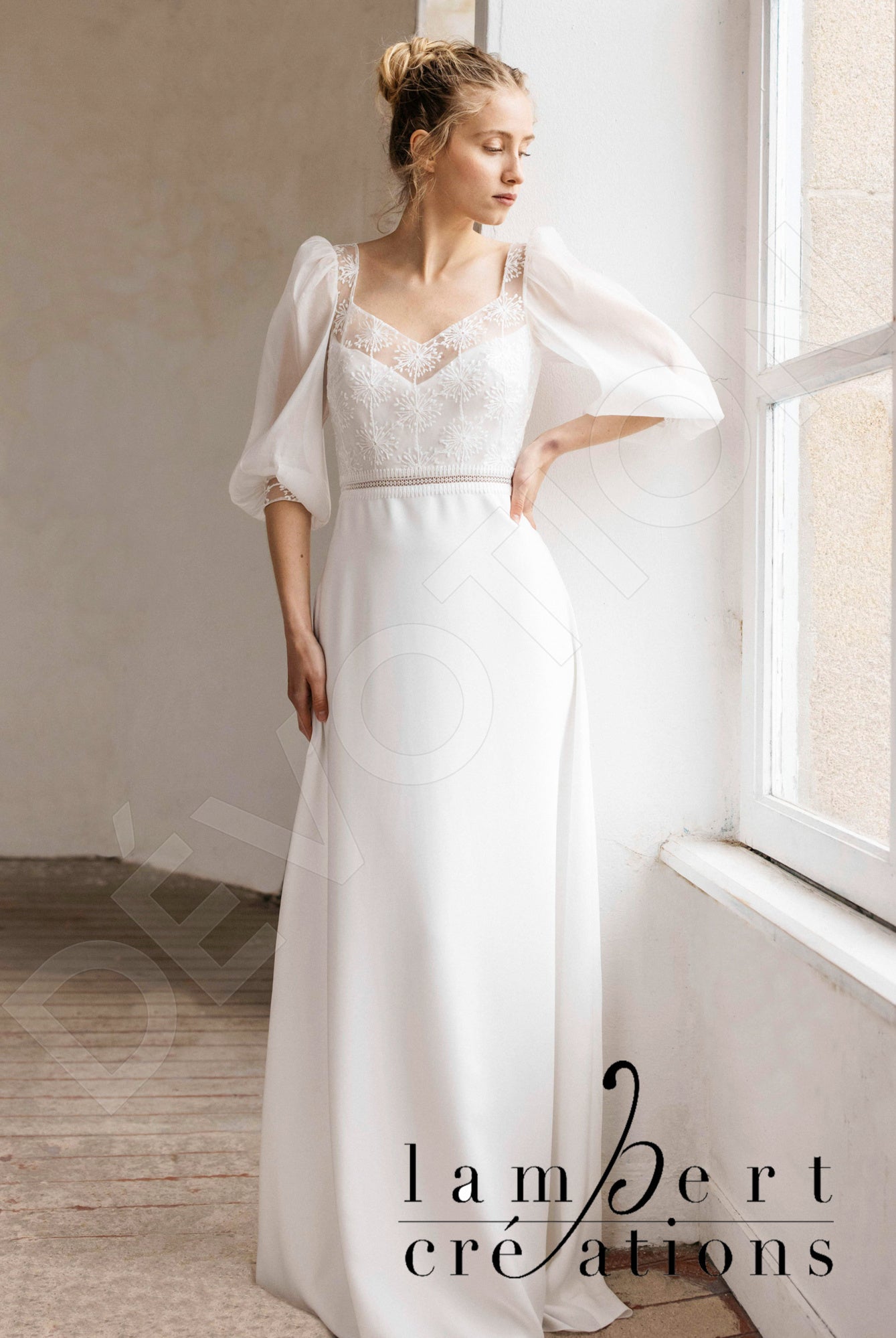 Etoile Open back A-line 3/4 sleeve Wedding Dress Front