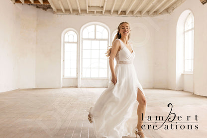 Oural Open back A-line Sleeveless Wedding Dress 11