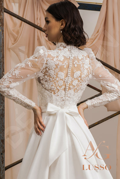 Janessa Full back A-line Long sleeve Wedding Dress 3