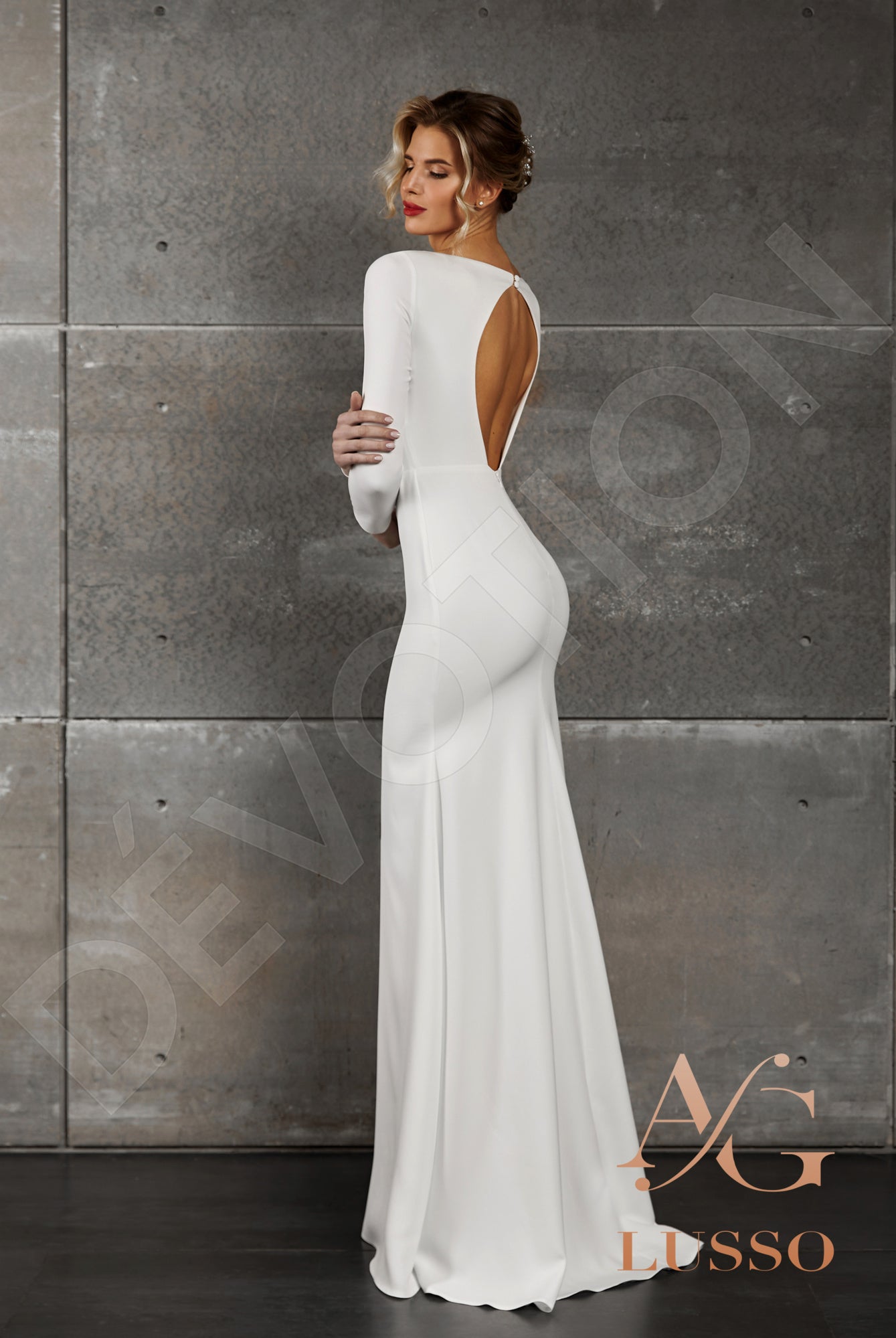 Avril Trumpet/Mermaid Boat/Bateau Milk Wedding dress