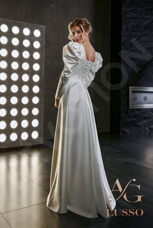 Gisele A-line Square Milk Wedding dress