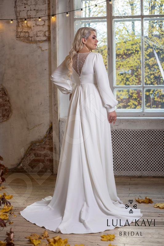 Rinne A-line Boat/Bateau Milk Wedding dress