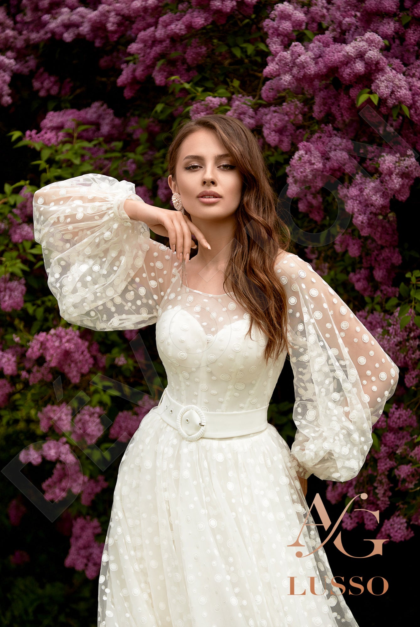 Elge A-line Off-shoulder/Drop shoulders Milk Wedding dress