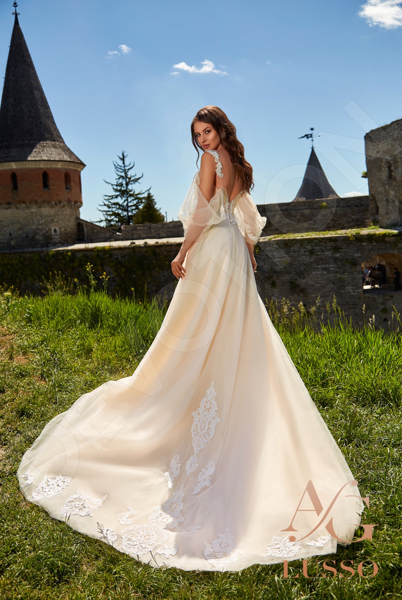 Faize A-line Sweetheart Milk Nude Wedding dress