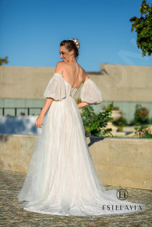 Andrena A-line Straight across Milk Cappuccino Wedding dress