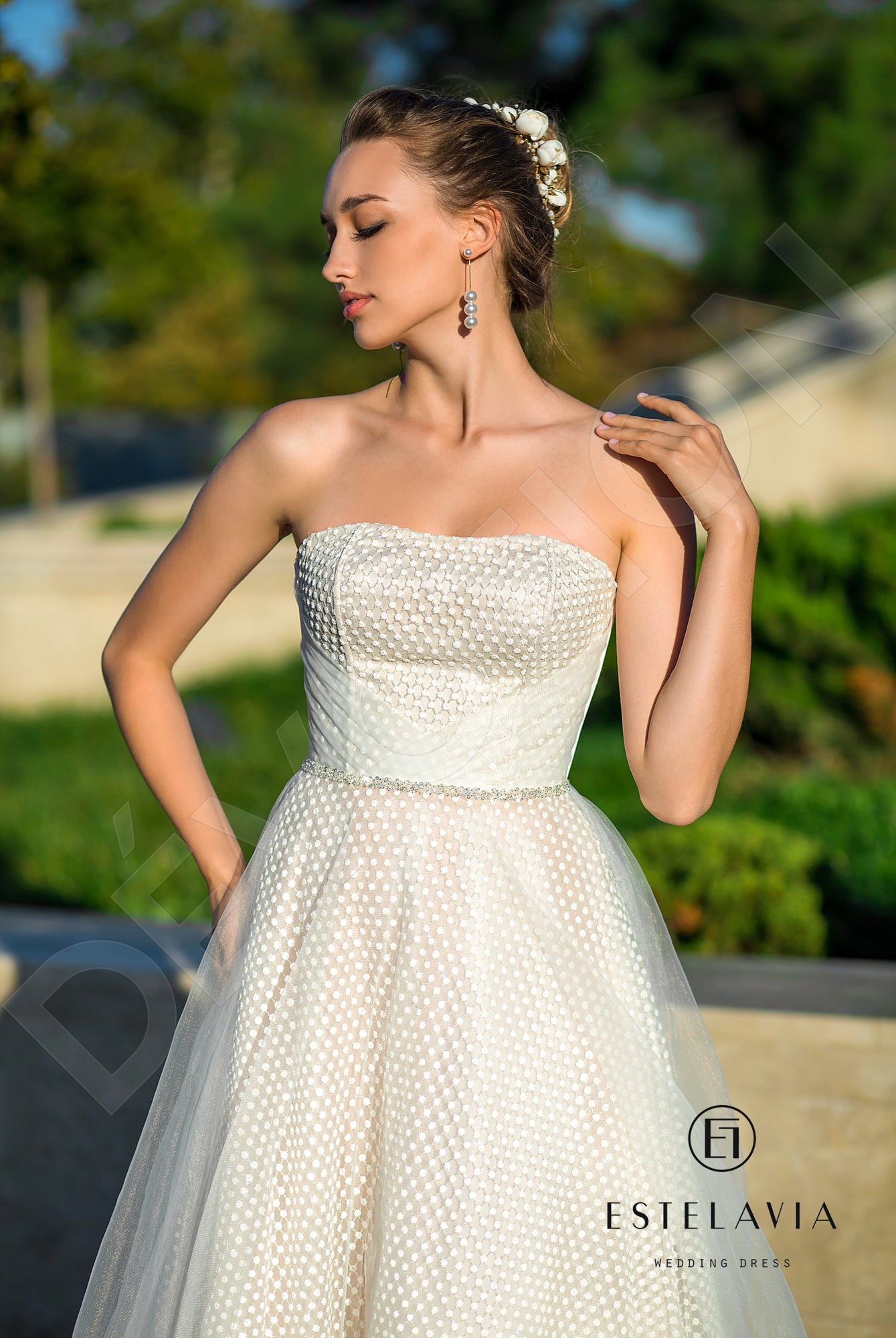 Andrena A-line Straight across Milk Cappuccino Wedding dress