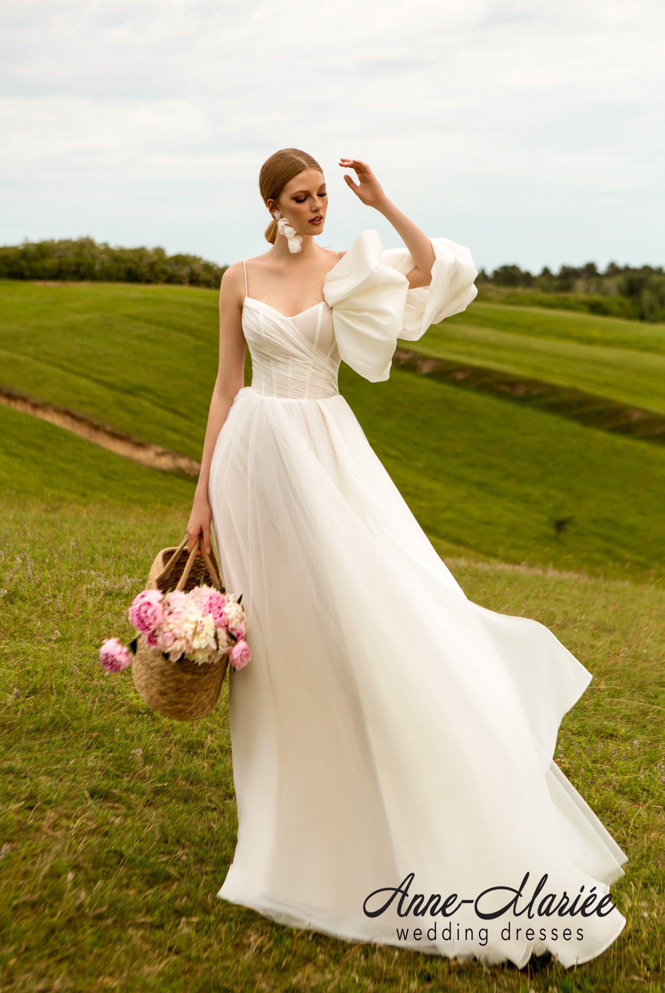 Luiza A-line V-neck Ivory Wedding dress