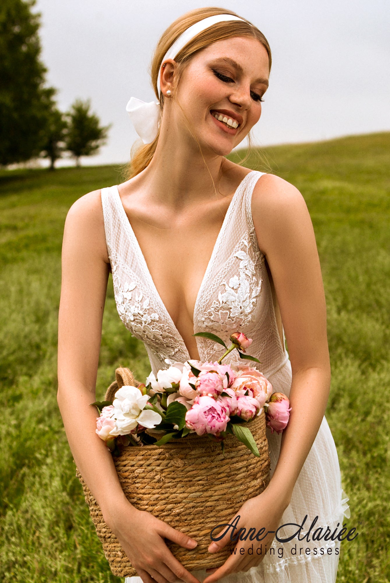 Mary A-line Deep V-neck Ivory Peach Wedding dress