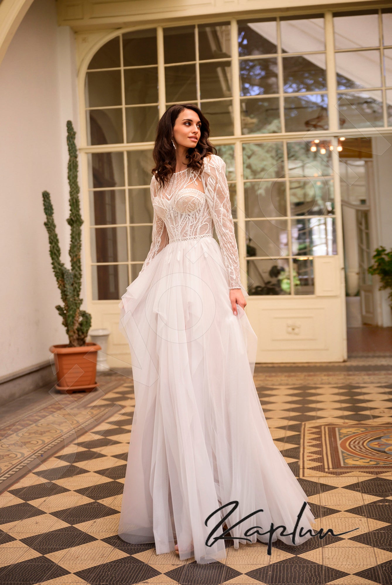 Marioni A-line Boat/Bateau Vanilla Wedding dress