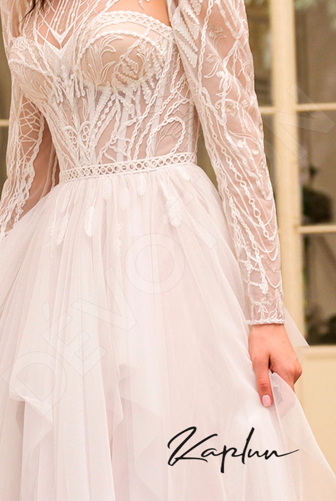 Marioni A-line Boat/Bateau Vanilla Wedding dress