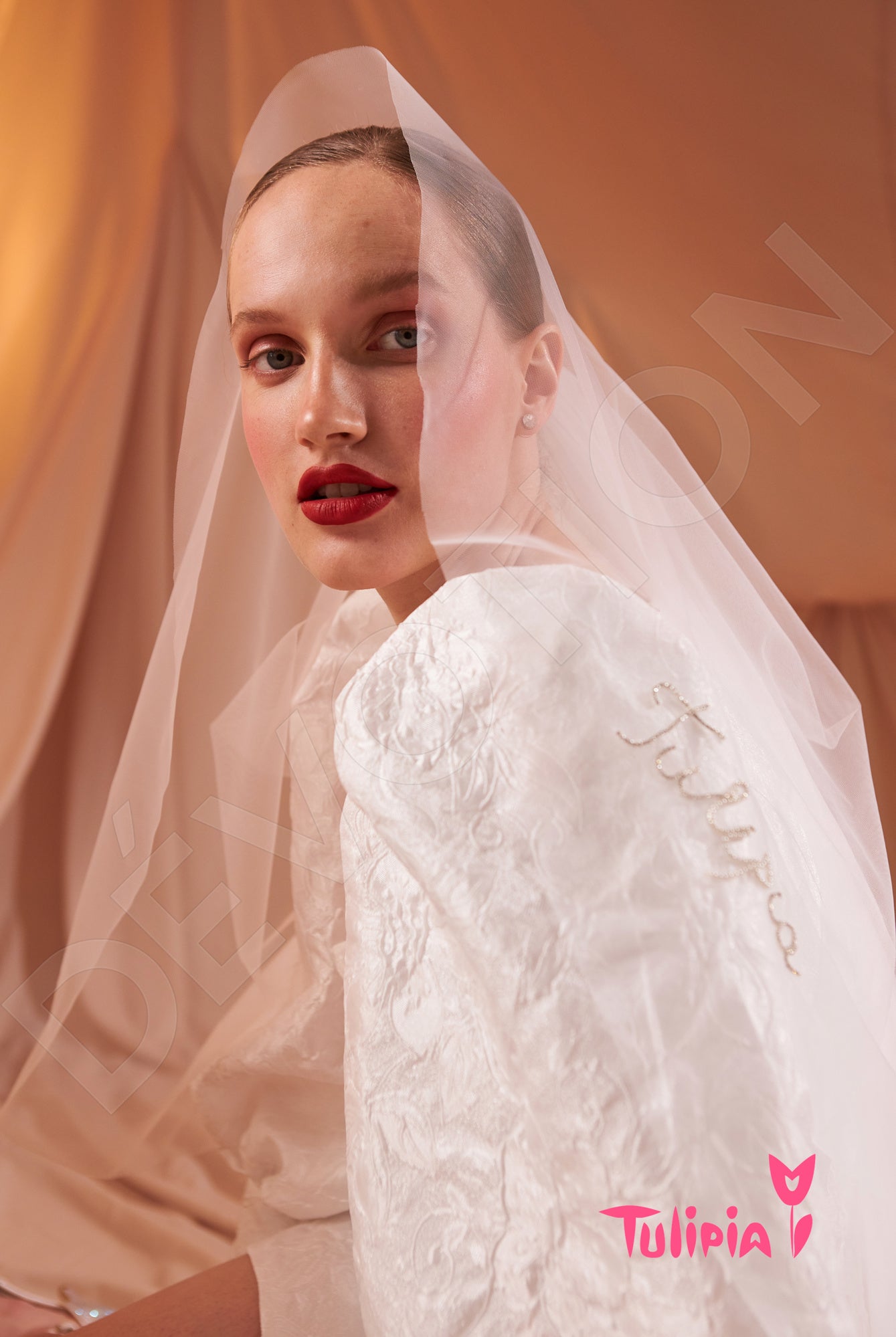 Dzholenda Full back Sheath/Column Long sleeve Wedding Dress 7