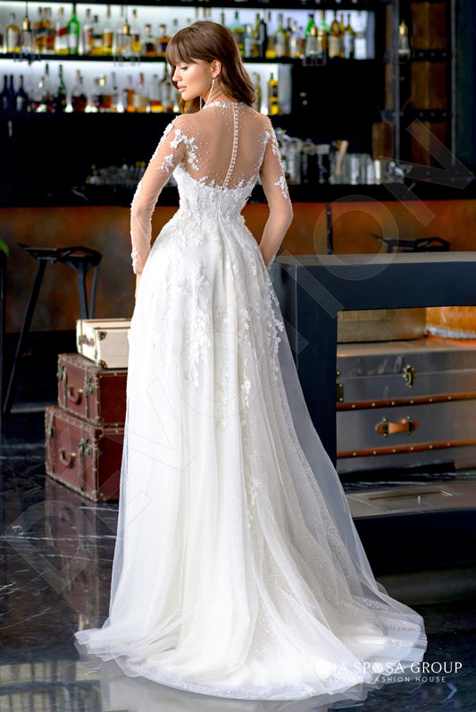 Garby A-line High neck Milk Wedding dress