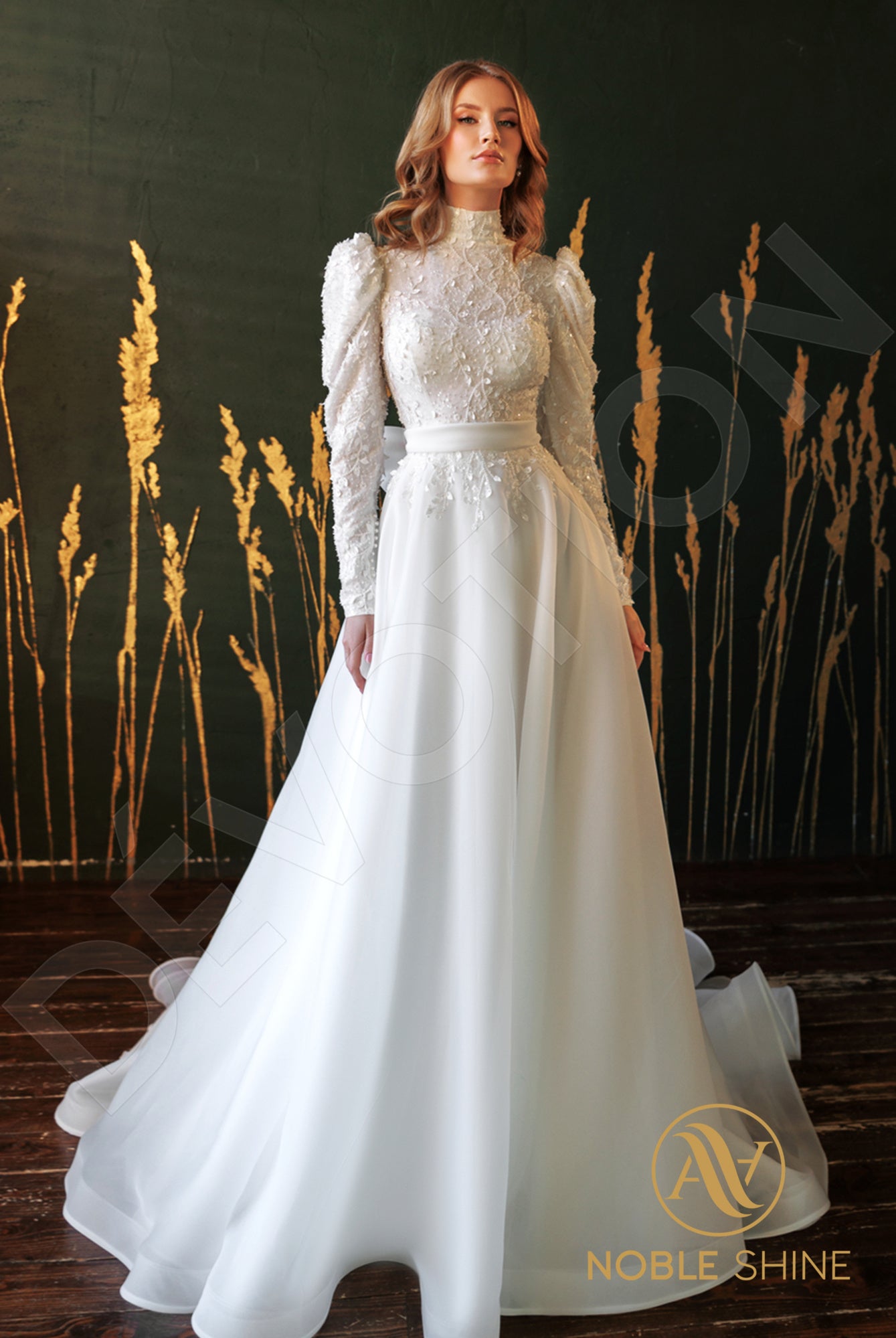 Sabrann A-line High neck Milk Wedding dress