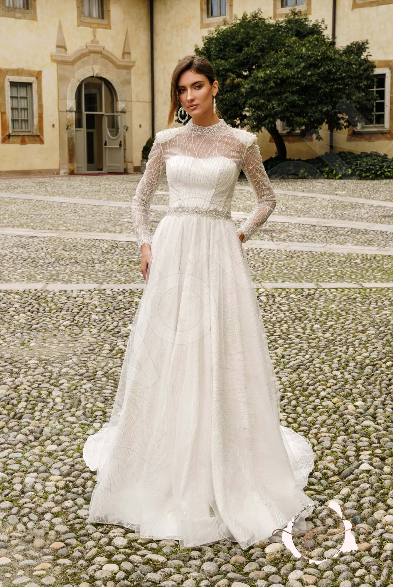 Assampta A-line High neck Milk Wedding dress