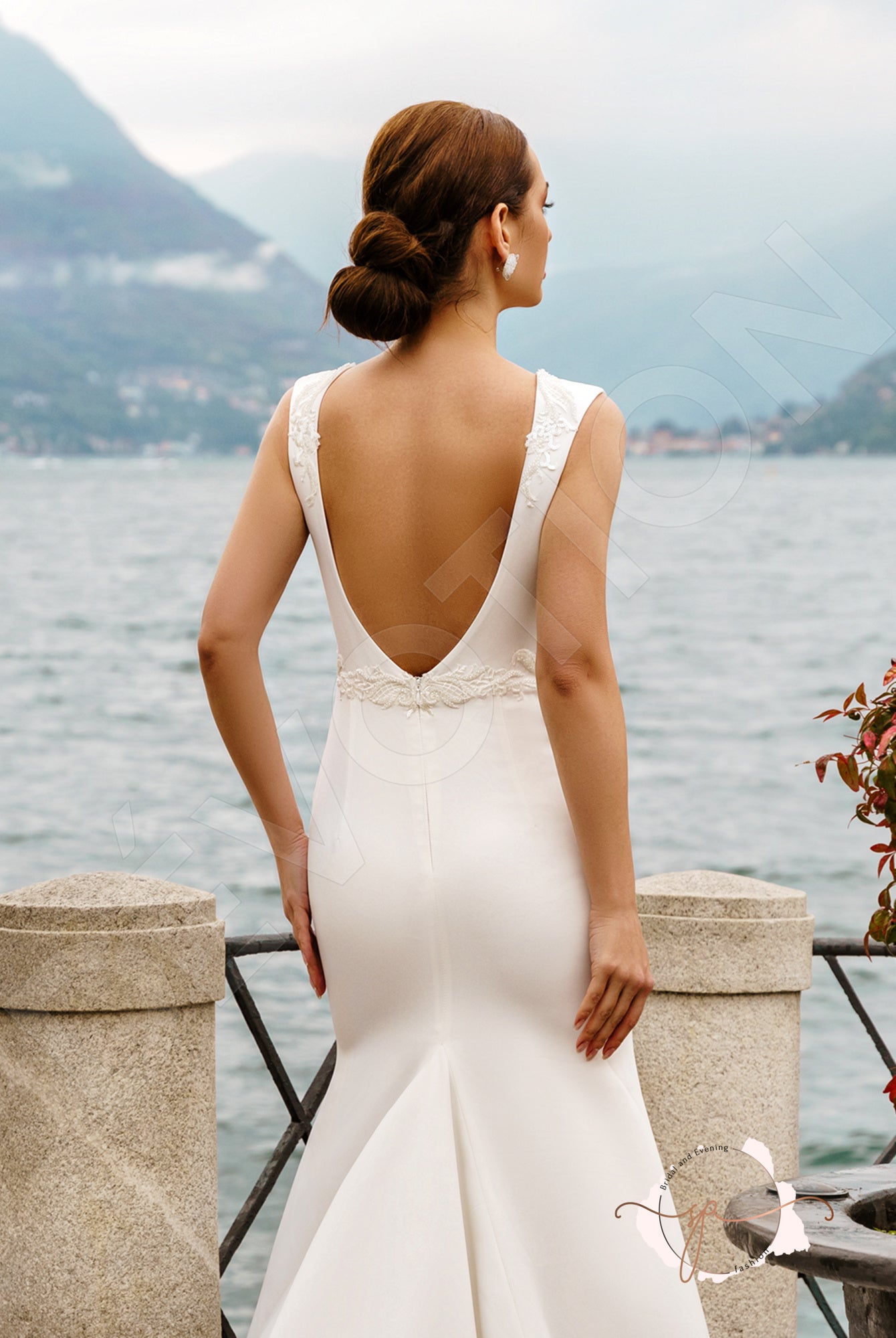 Buan Trumpet/Mermaid Illusion Milk Wedding dress