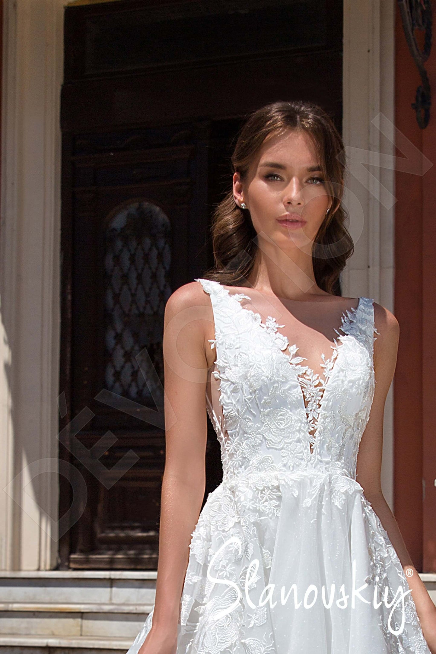 Sonate Open back Princess/Ball Gown Sleeveless Wedding Dress 5