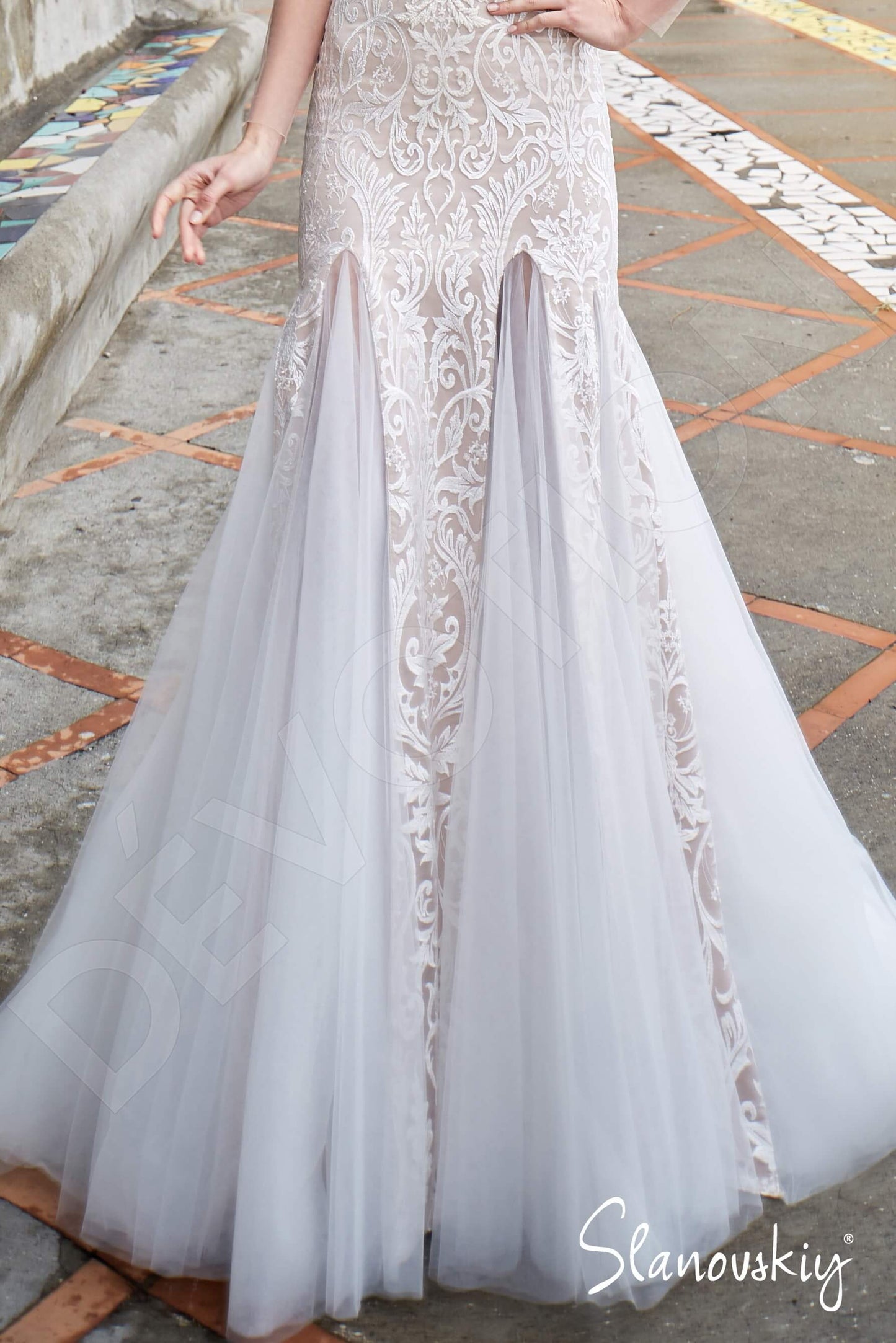 Barebra Open back Trumpet/Mermaid Long sleeve Wedding Dress 4