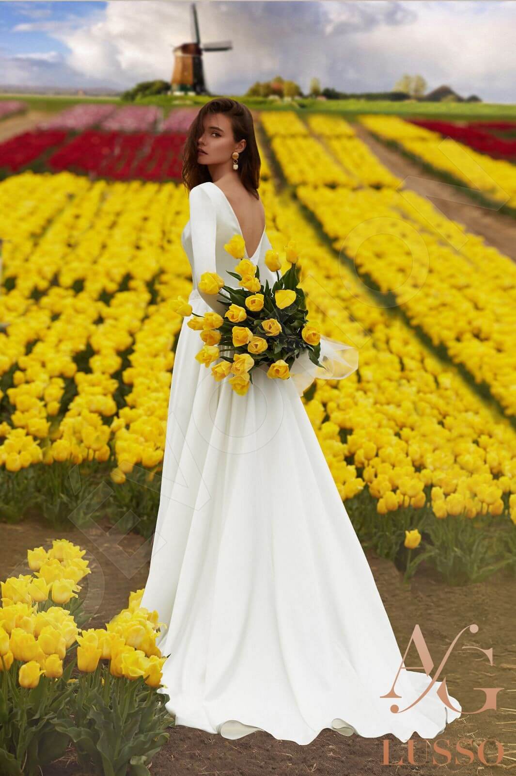Rozelva A-line Boat/Bateau Milk Wedding dress