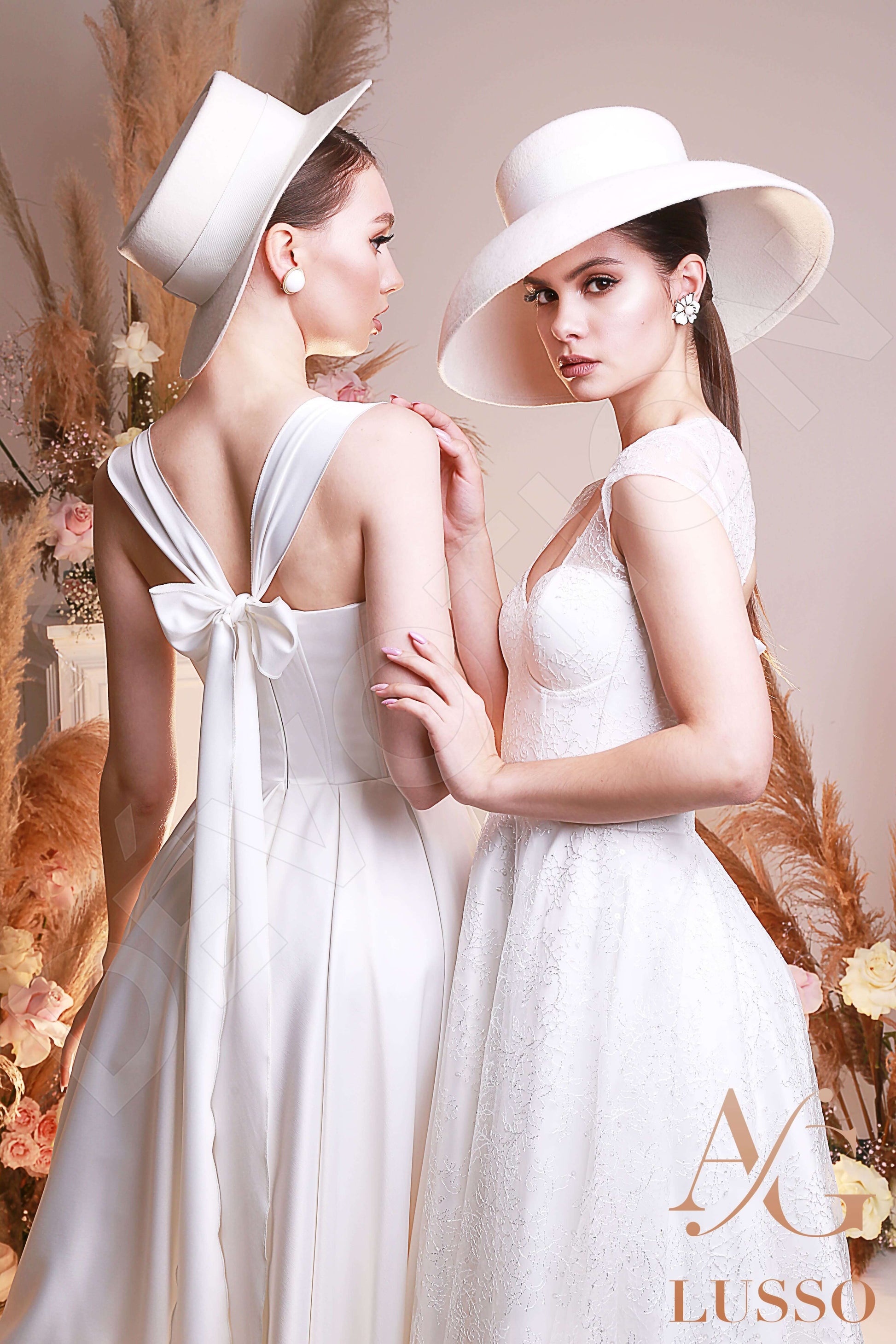 Vela A-line Sweetheart Ivory Wedding dress