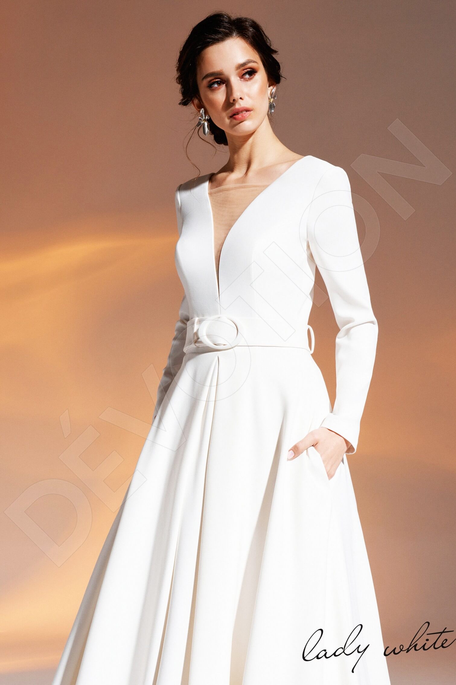 Panya A-line Deep V-neck Ivory Wedding dress