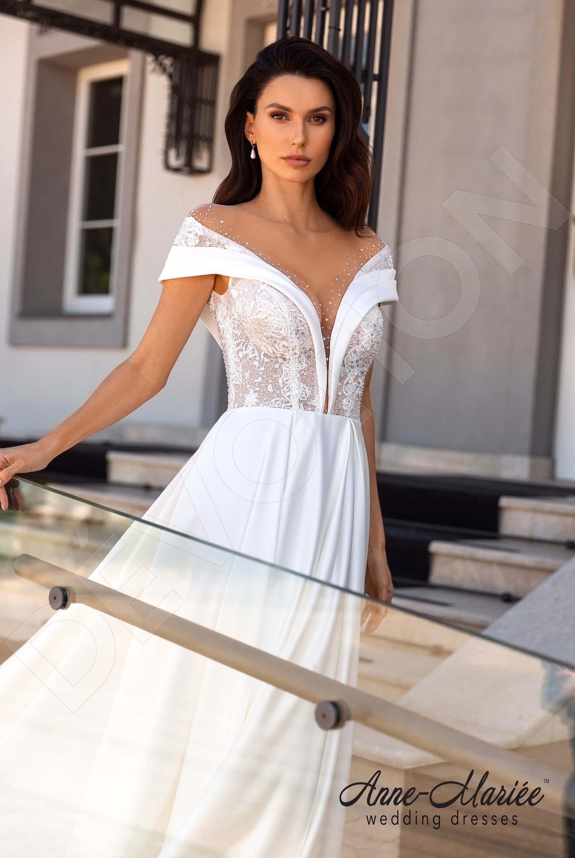 Ewet A-line Illusion Milk Wedding dress